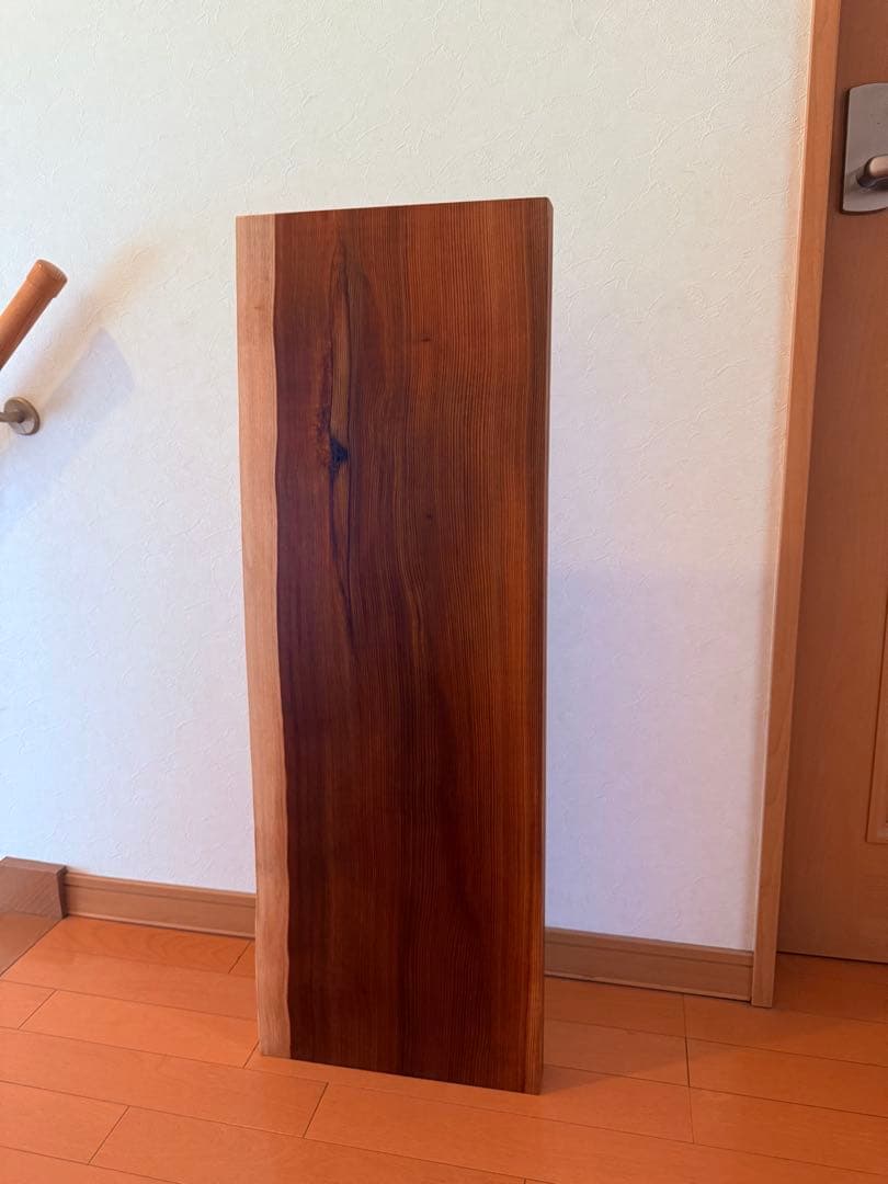 天然杉無垢の一枚板ナチュラルダークトーンローテーブル