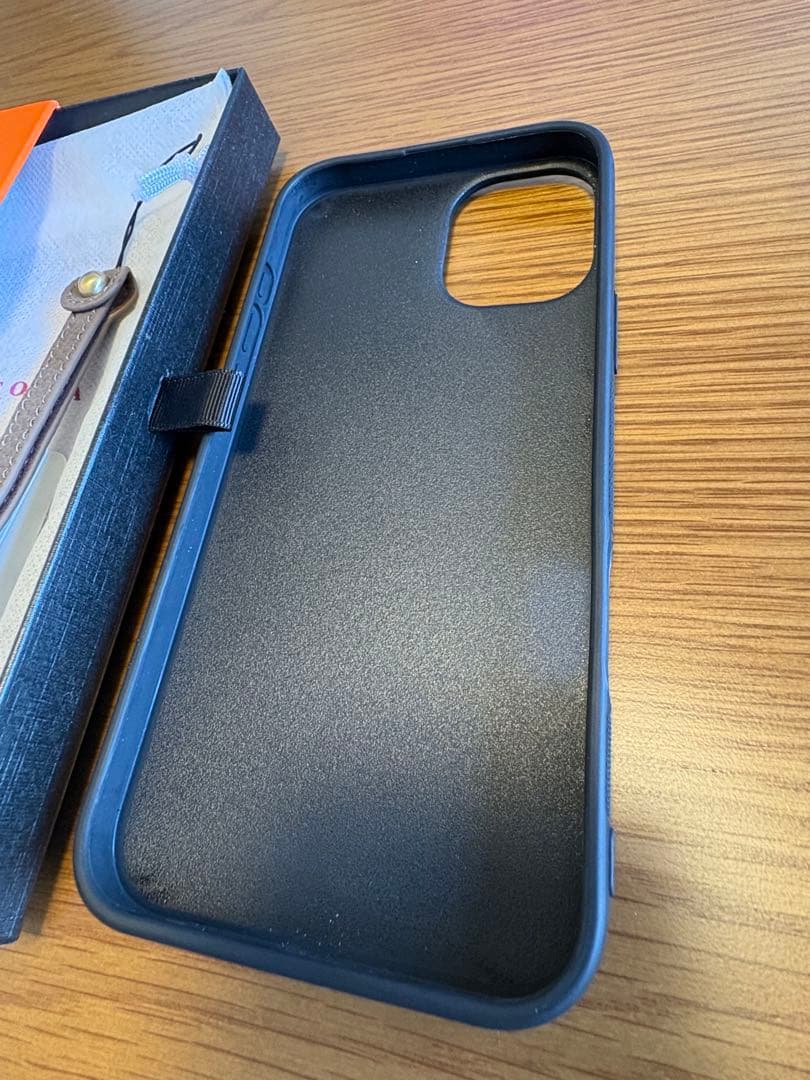 【格安】iPhone16 Plus ケース×3. 保護フィルム×1