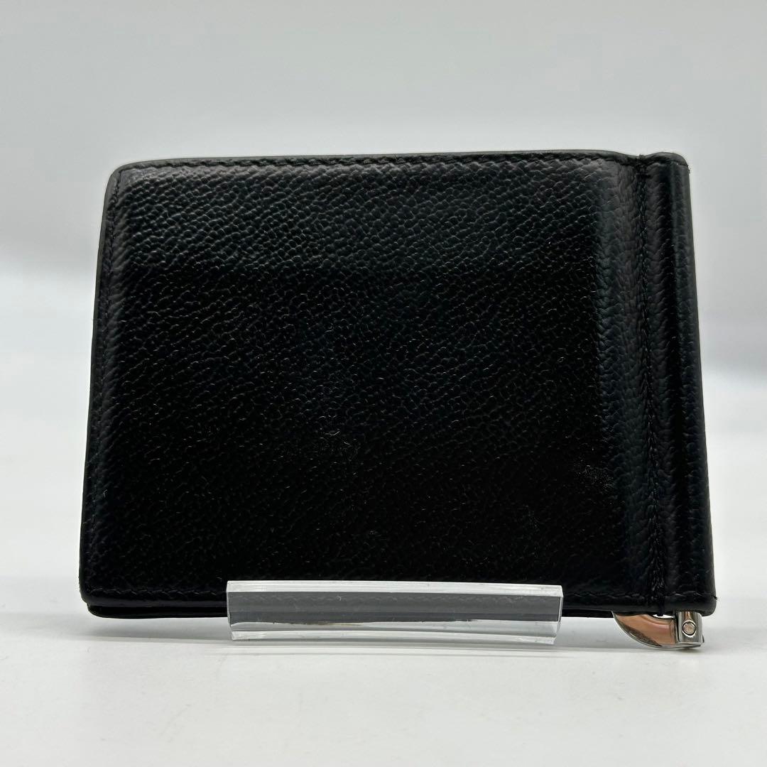 美品　現行　プラダ マネークリップ 二つ 折り財布 シボ革　レザー 三角ロゴ 黒