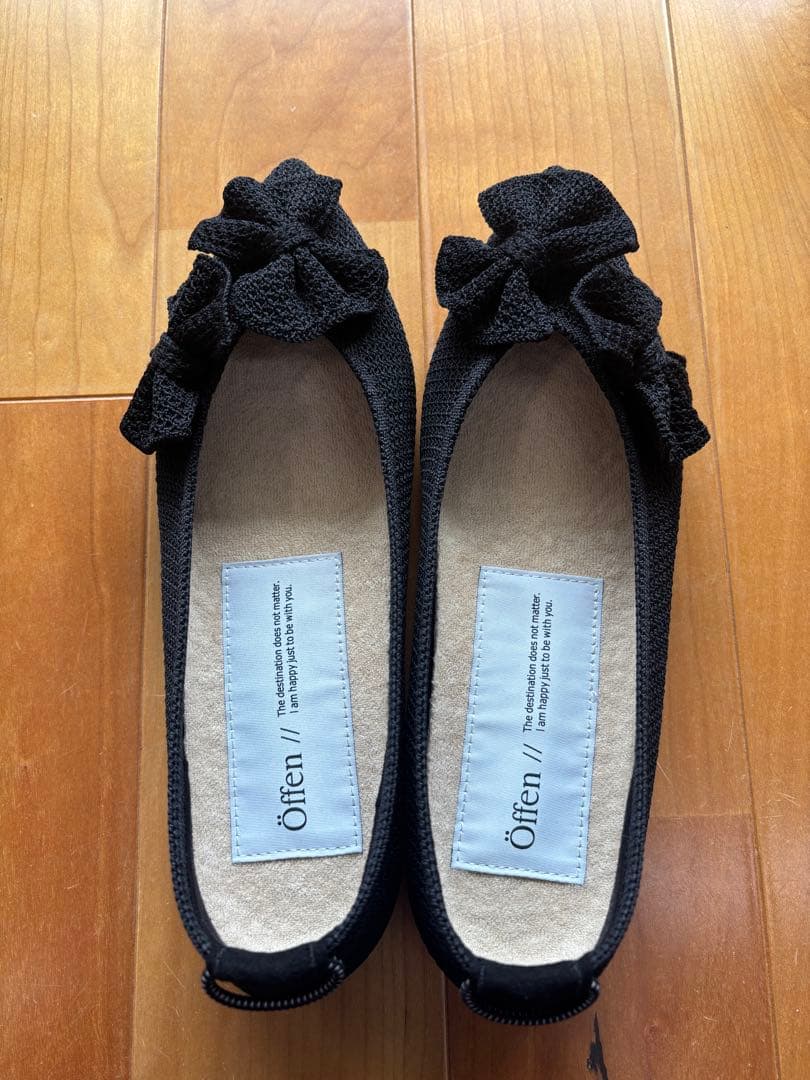 人気完売品☆新品未使用☆offen pointed-OPERNBALL 黒