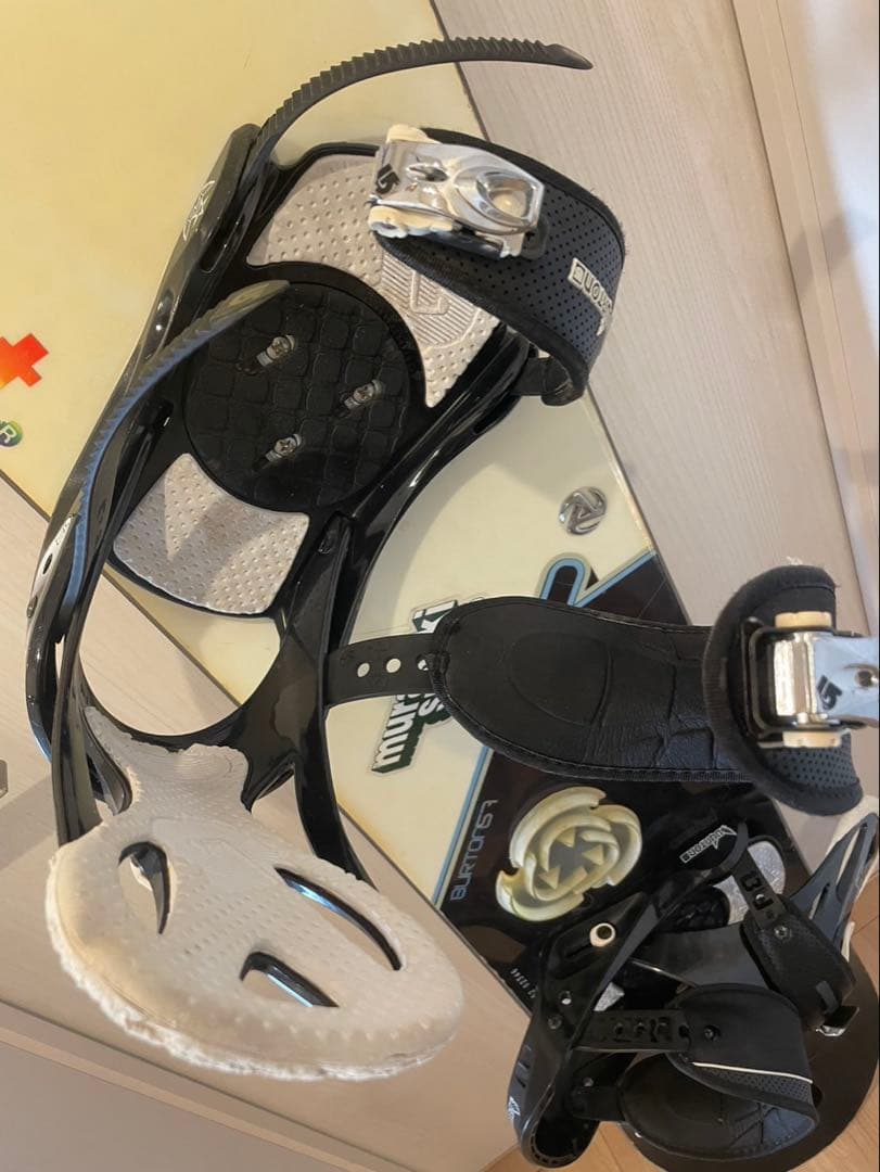 バートン　スノボ板とビンディングセット