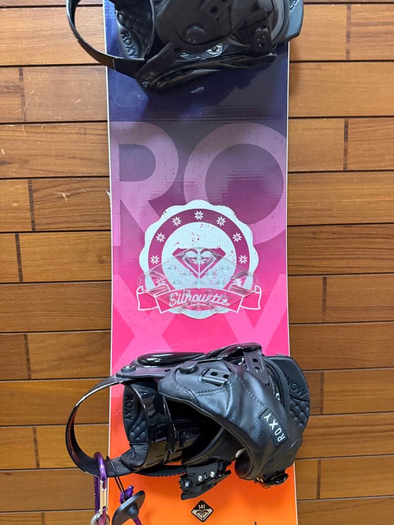 ROXY　ロキシー　バインディング付　スノーボードセット