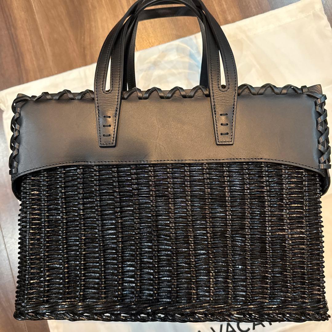 A VACATION ロンハーマン ブラック かごバッグ