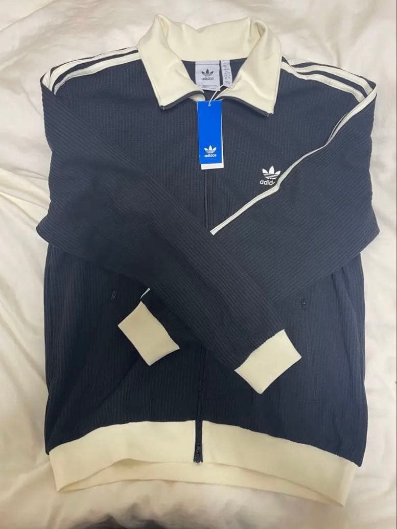 adidas ワッフル トラックトップジャージ ブラック