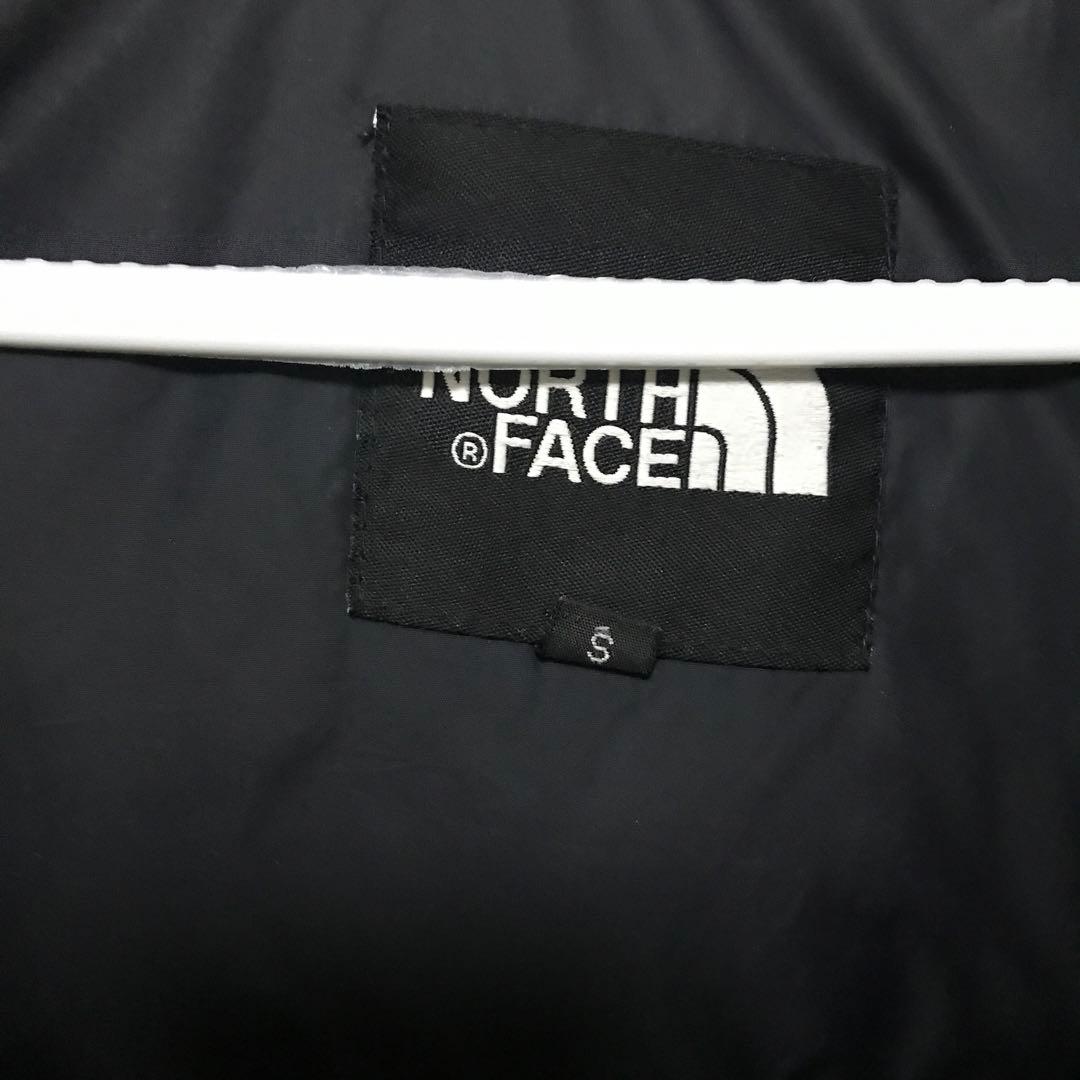 ノースフェイス　ダウンジャケット　ヌプシ700フィル