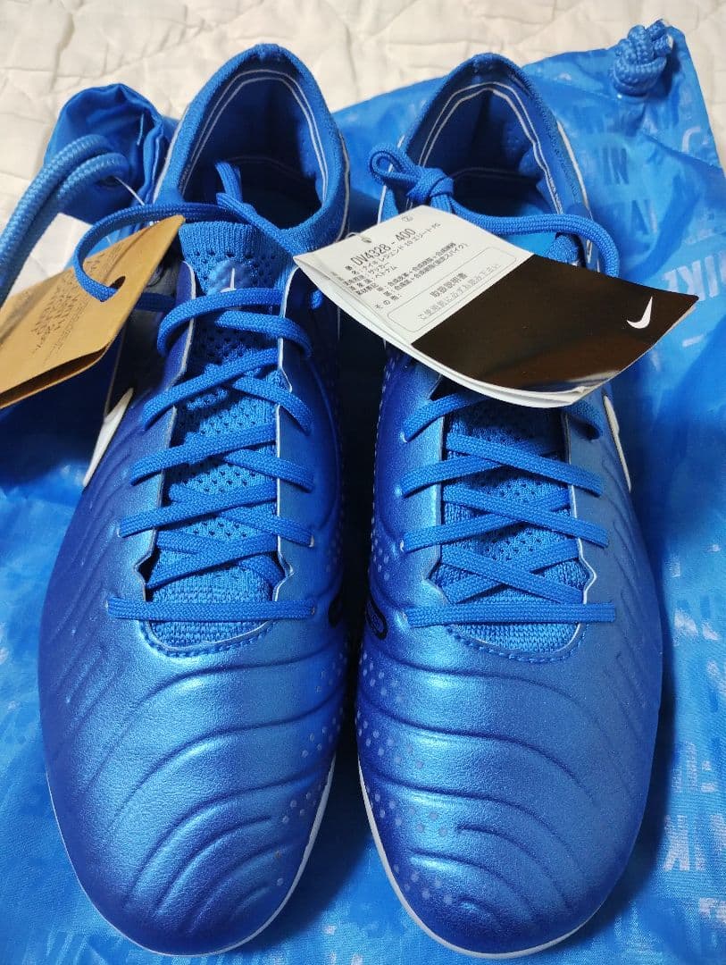 ティエンポ レジェンド 10 エリート FG　２６センチ