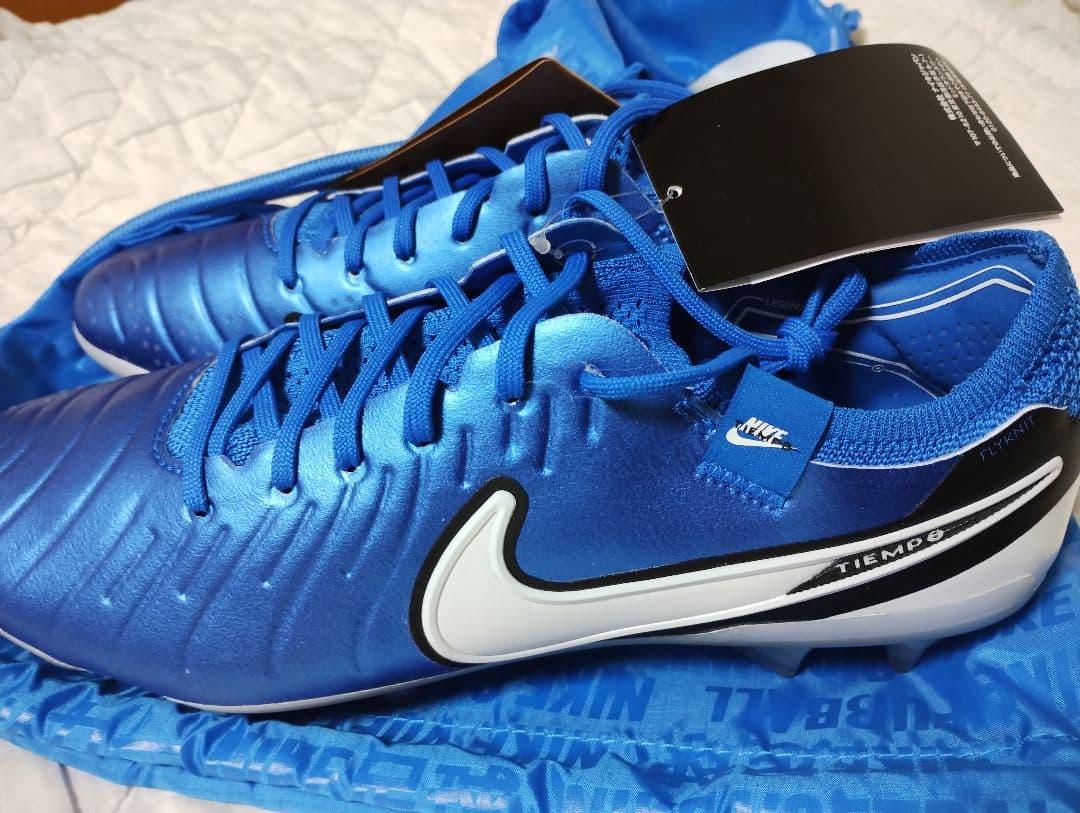 ティエンポ レジェンド 10 エリート FG　２６センチ