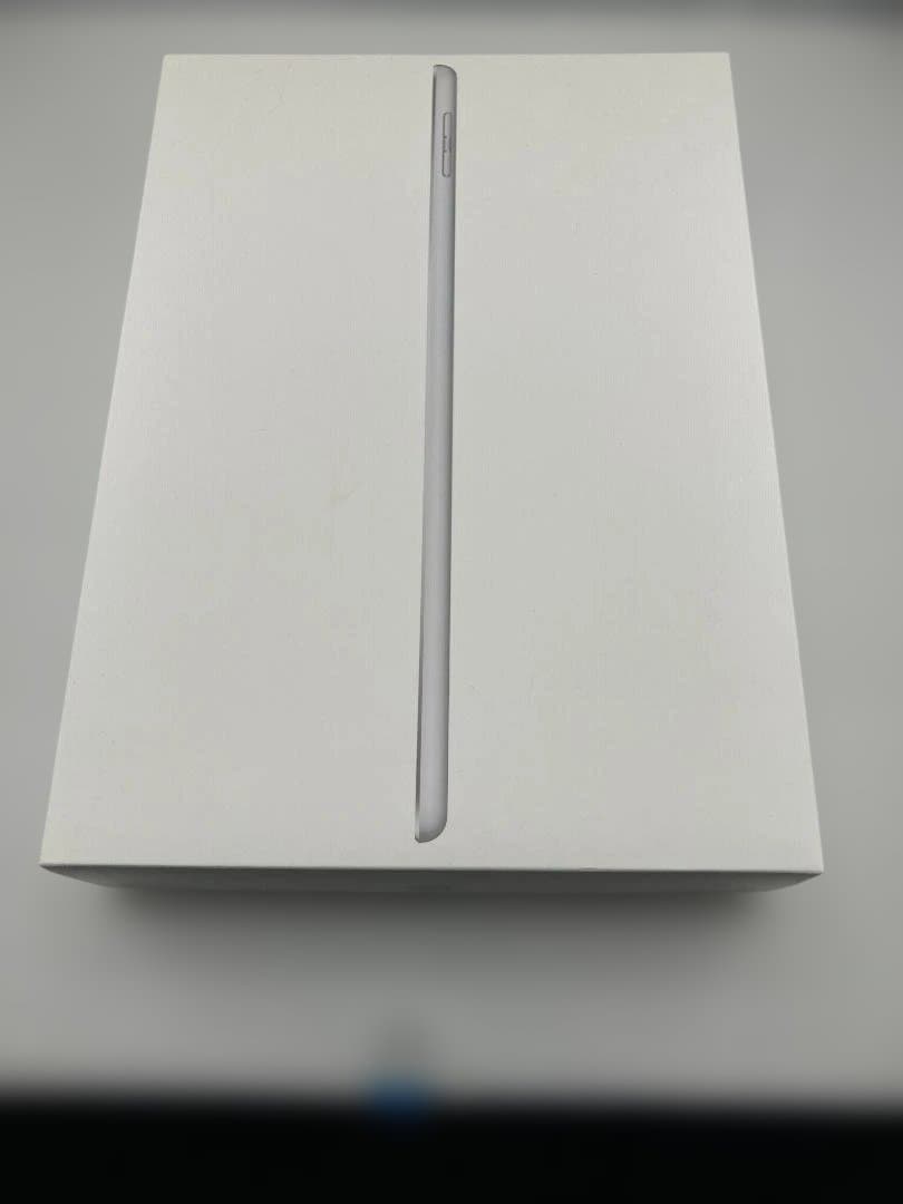 iPad 第6世代 128GB シルバー｜初期化済・動作良好