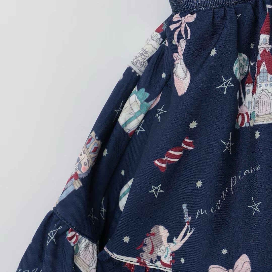 メゾピアノ新品新作タグ付きくるみ割り人形柄キャミワンピース140