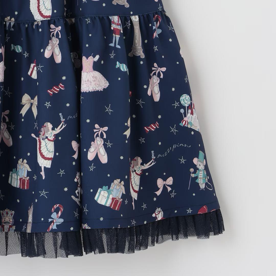 メゾピアノ新品新作タグ付きくるみ割り人形柄キャミワンピース140