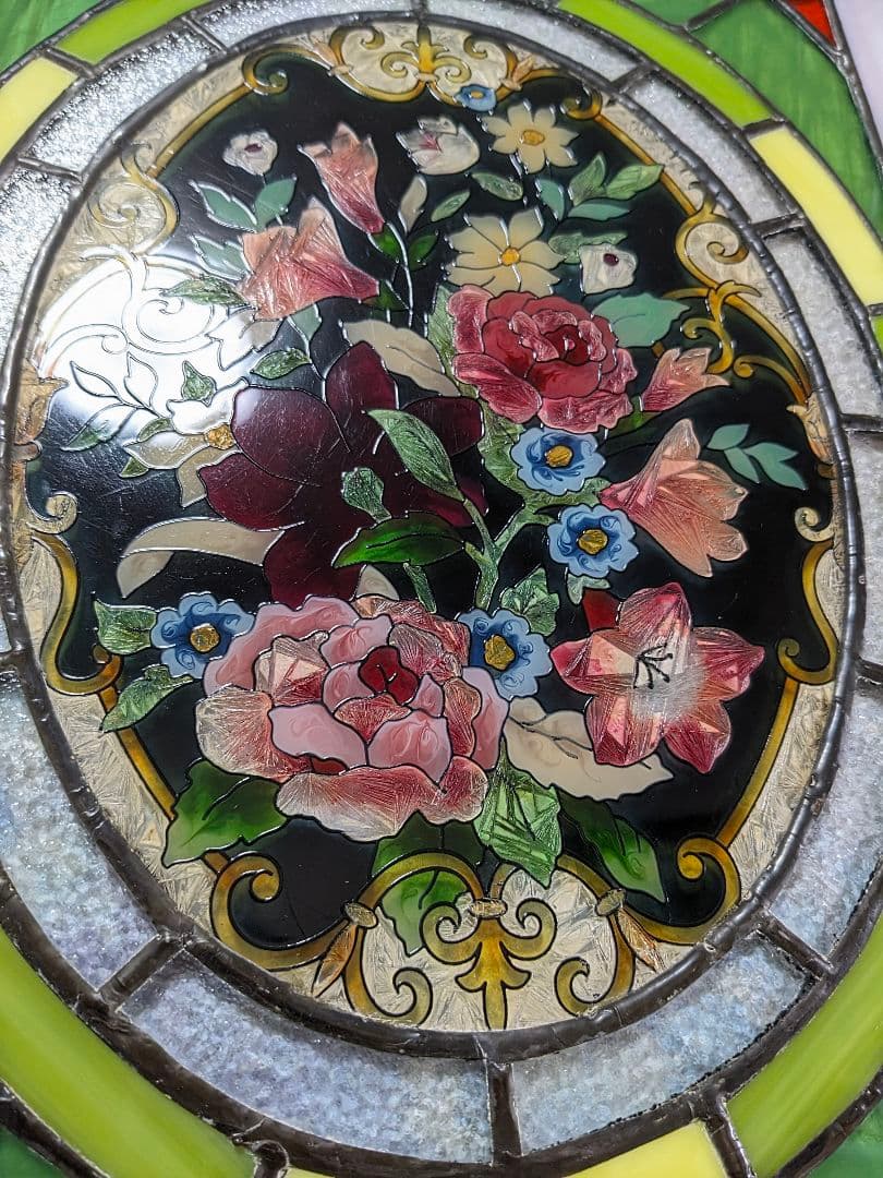 ステンドグラス　壁掛け　額付き　内部電球点灯付き