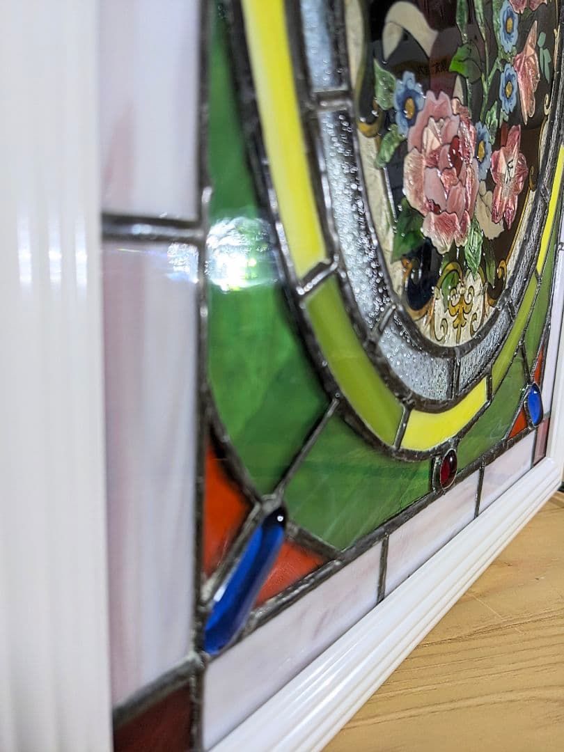 ステンドグラス　壁掛け　額付き　内部電球点灯付き