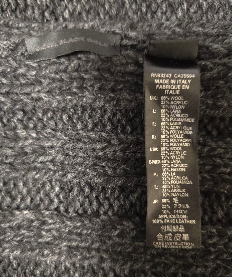 DIESEL BLACK GOLD　マフラー　男女兼用