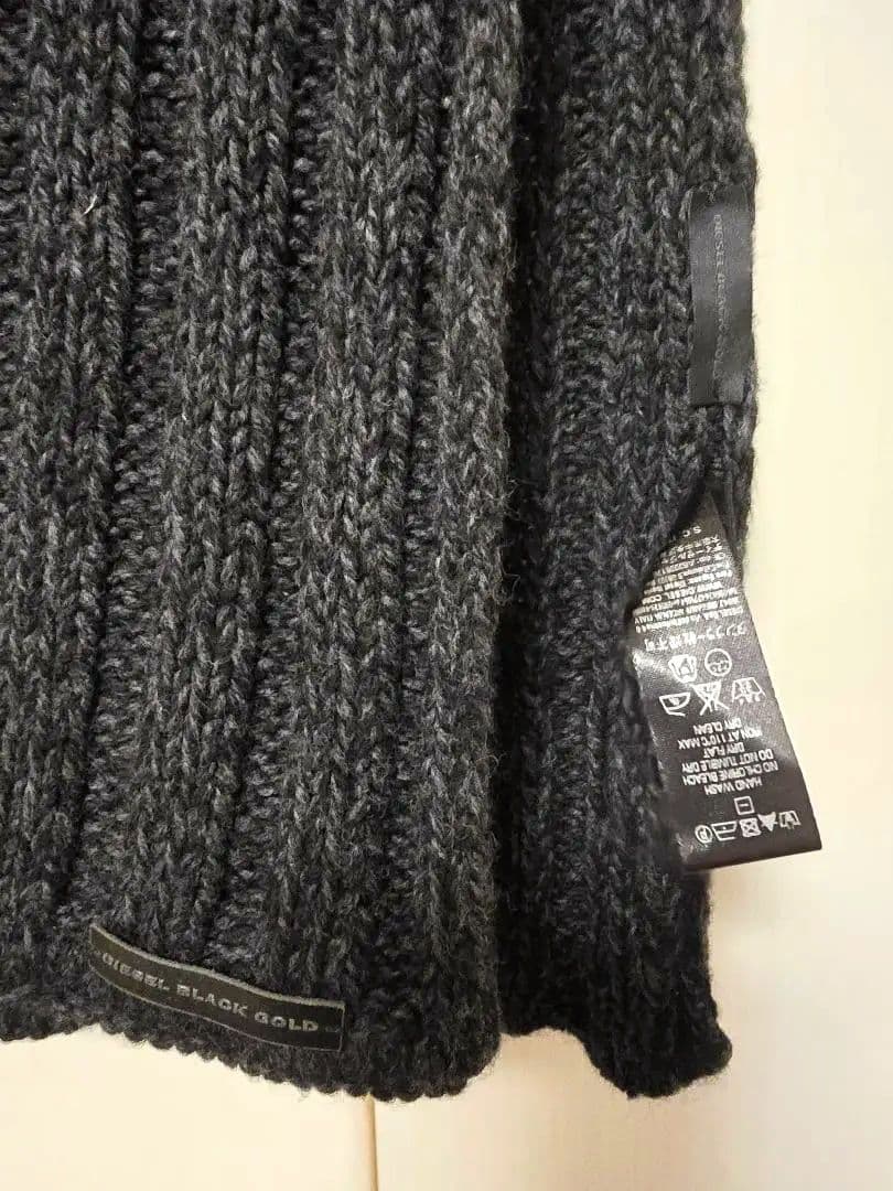 DIESEL BLACK GOLD　マフラー　男女兼用