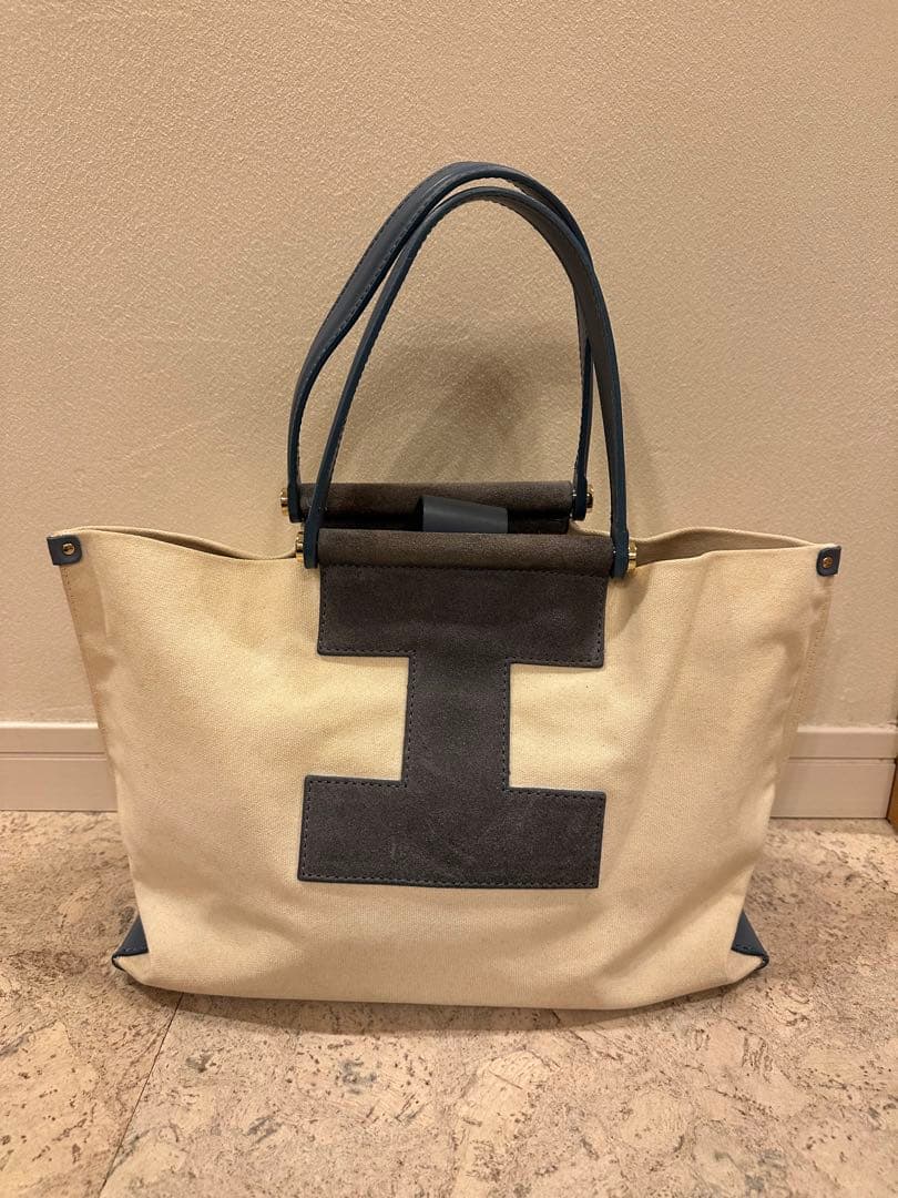 イアクッチIACUCCI キャンバストートバッグ　ブルー