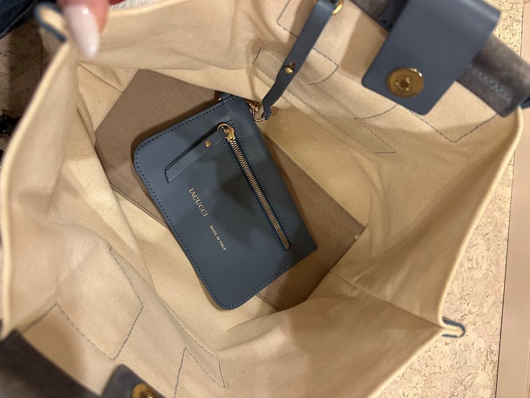 イアクッチIACUCCI キャンバストートバッグ　ブルー