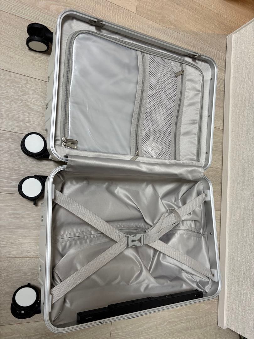 【期間限定】キャリーケース 機内持ち込みサイズ ホワイト 子供乗せ(ノリッコ)