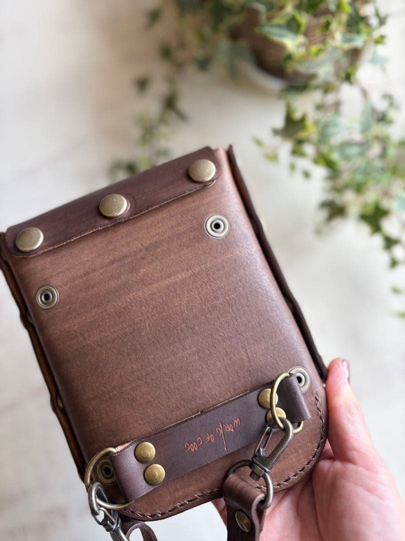 手染めブラウン、 ハラコダルメシアンの大容量シザーケース