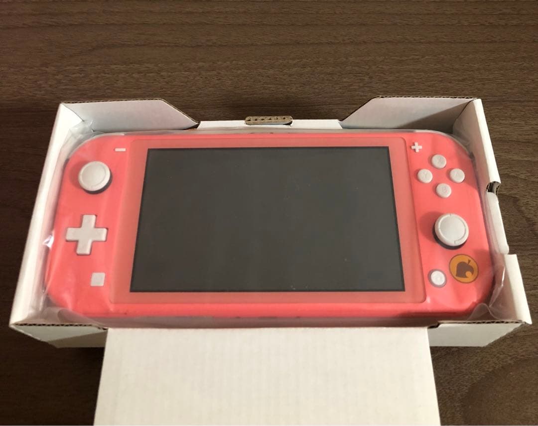 美品 ニンテンドースイッチライト あつまれどうぶつの森セット 〜しずえアロハ柄〜