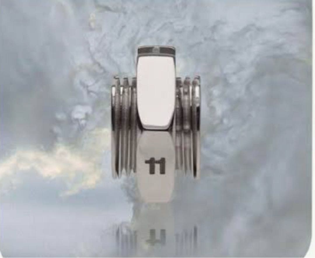 メゾンマルジェラ　ボルト&ナット　リジッドピアス