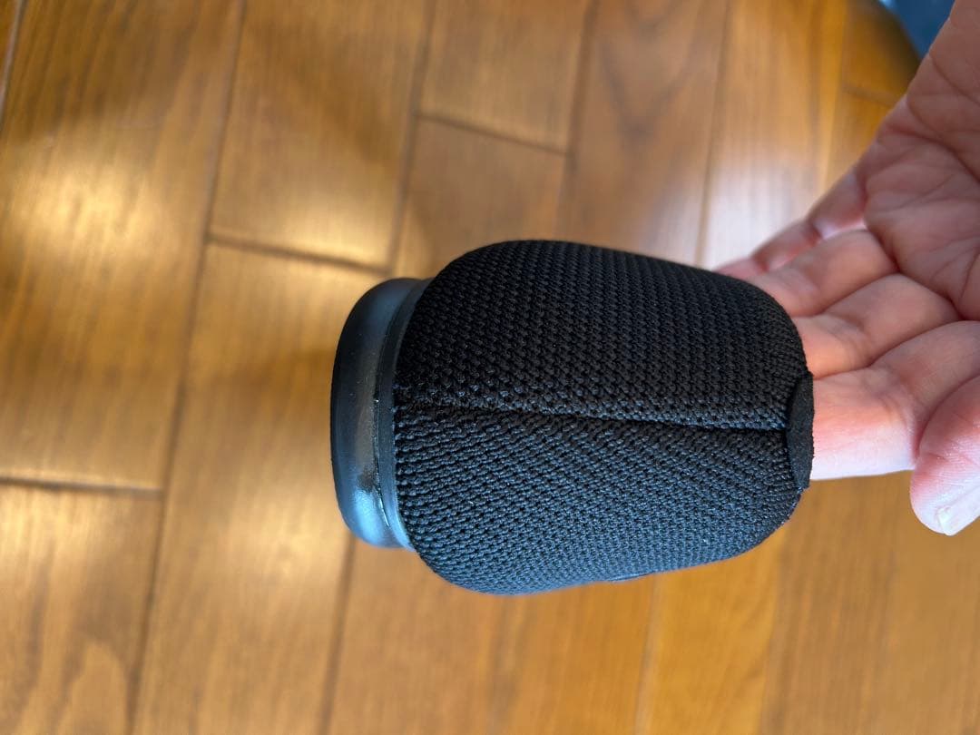 VIVIA ヴィヴァイア　ブラック アーモンドトゥフラットシューズ