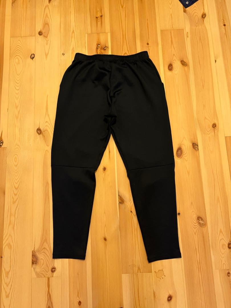 湘南ベルマーレ　移動着　XOサイズ　ペナルティ　非売品　ウェア上下