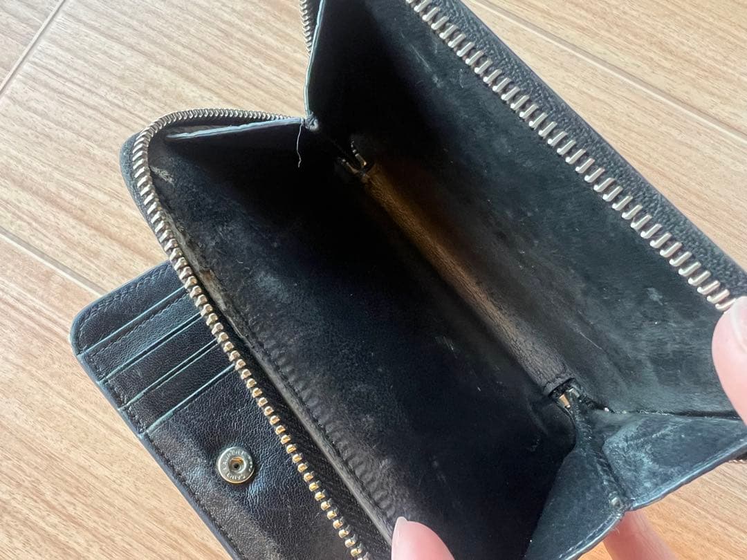 【よし様】SAINT LAURENT ブラック 二つ折り財布