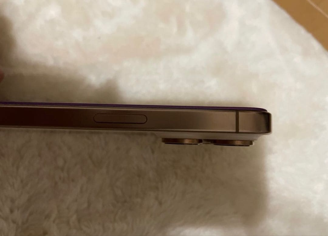 美品 iPhone16 pro Max デザートチタニウム SIMフリー