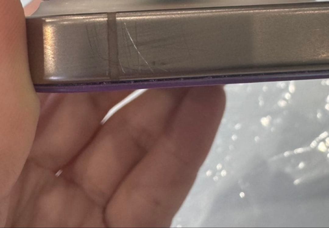 美品 iPhone16 pro Max デザートチタニウム SIMフリー