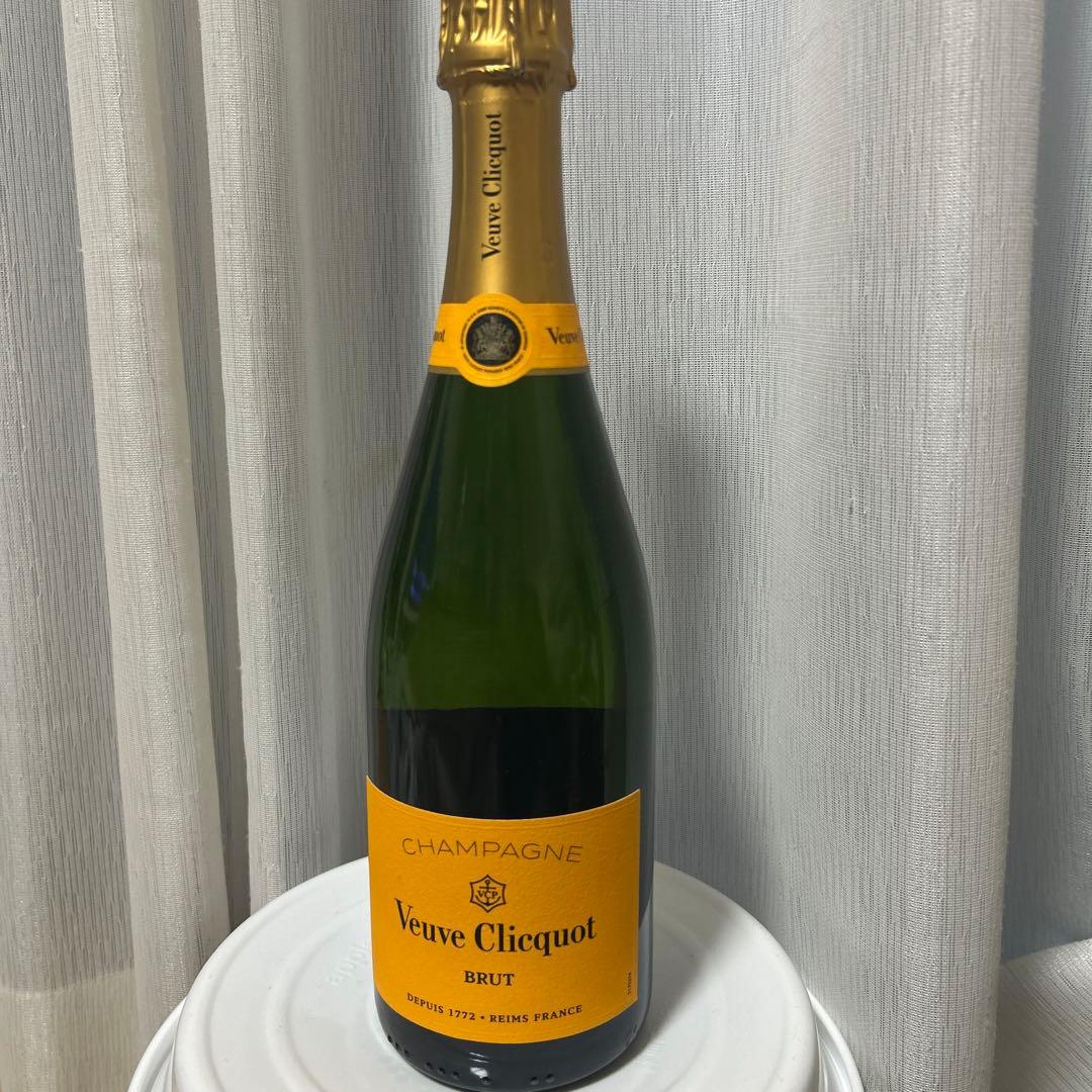 2本セット売りVeuve Clicquot Brut シャンパン 750ml