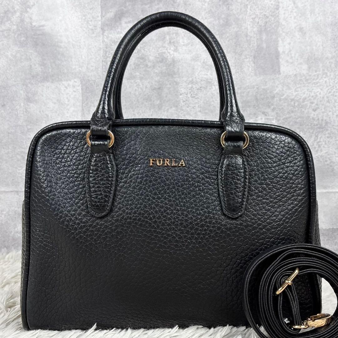 極美品 FURLA レザー トートバッグ シリ 肩掛け ロゴ金具 ファスナー 黒