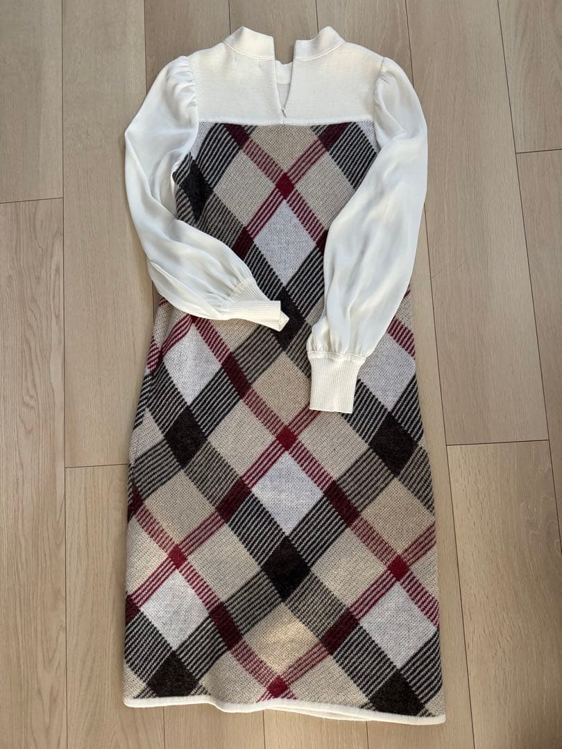 ブルーレーベル　bluelabelワンピース 長袖 ホワイト　試着のみ