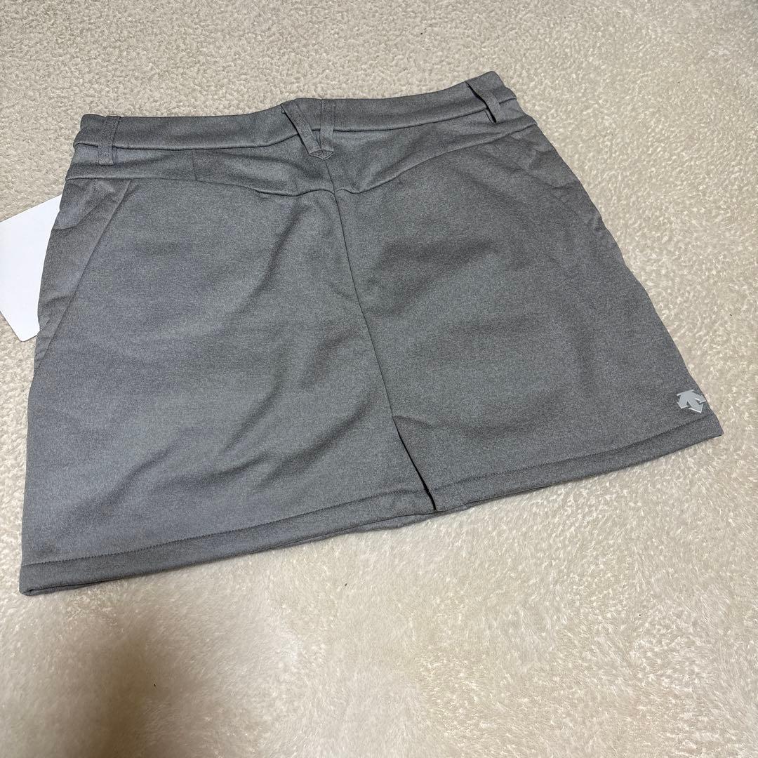 デサント　中綿ダウンスカート　グレー　M 新品未使用　灰色