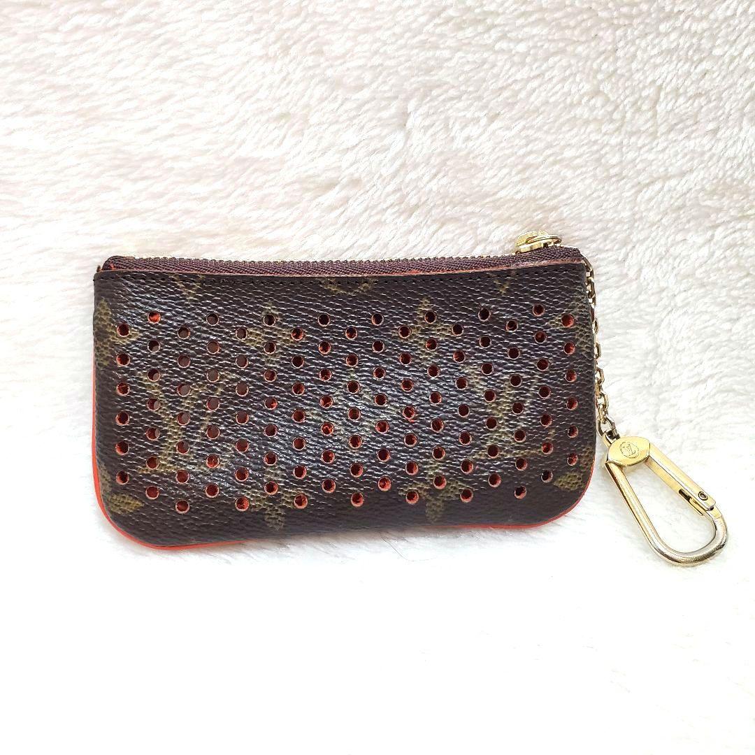美品 モノグラム パンチング ポシェット クレディ　ケース