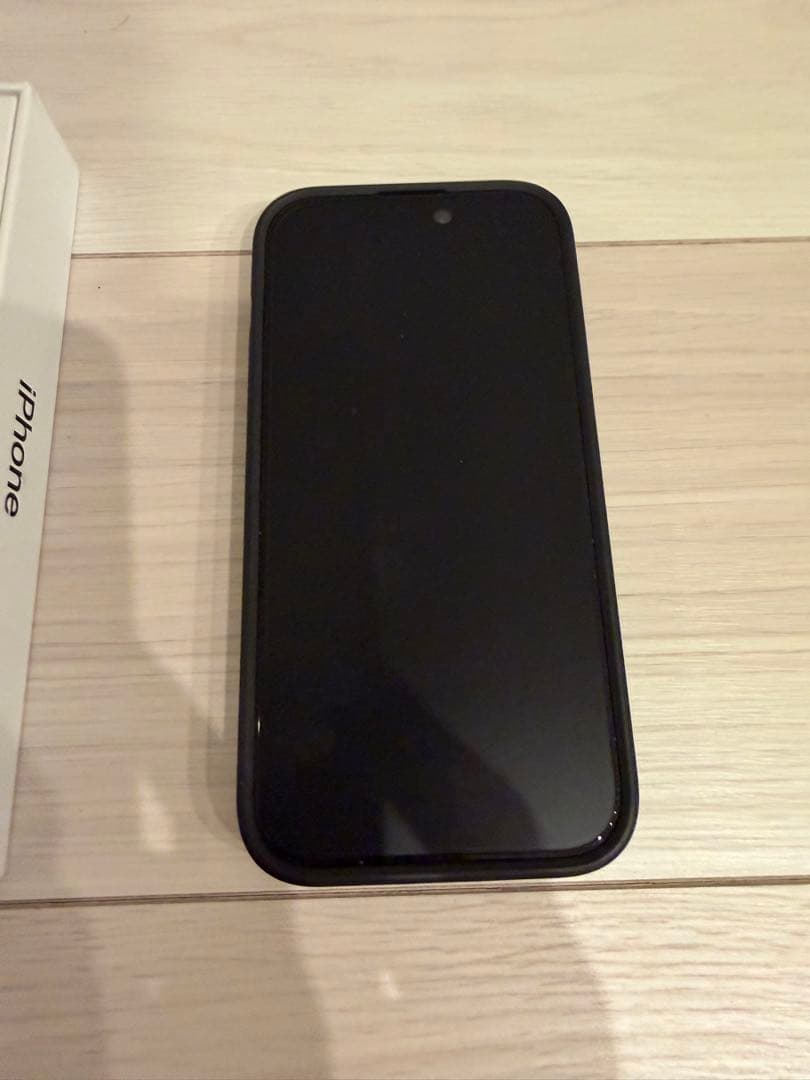 iPhone15 BLACK ブラック 128GB 美品 ケース付き 本体