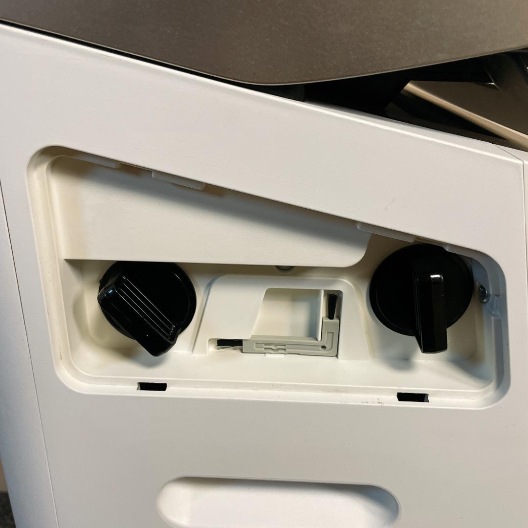 SHARP シャープ　加湿空気清浄機　KI-JP100-W 2018年製