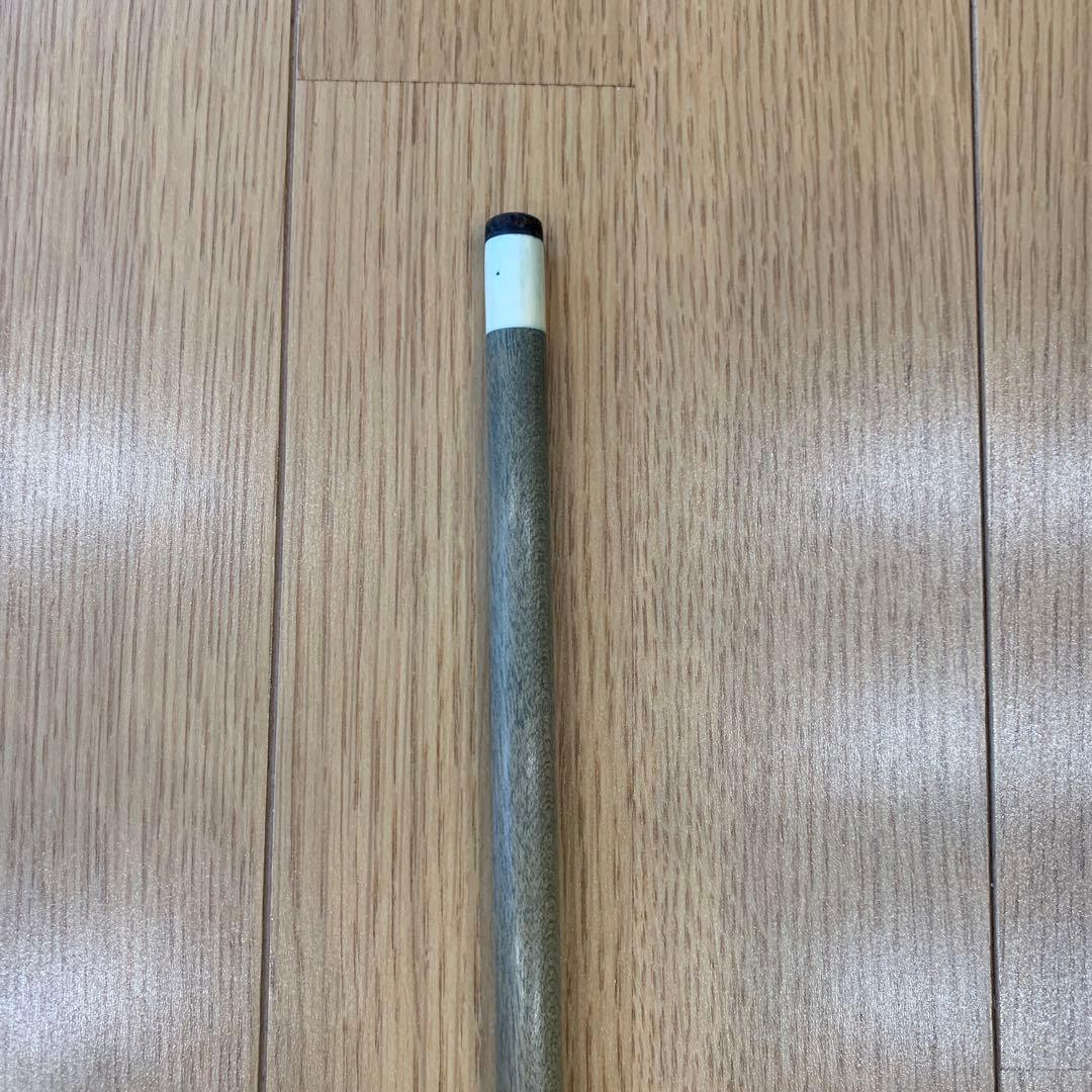 ビリヤード　キュー