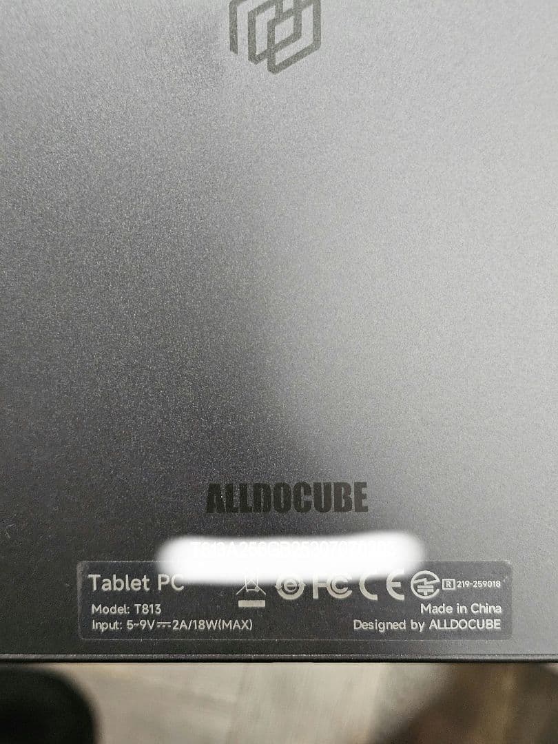 ALLDOCUBE iPlay 70 Mini Pro 本体