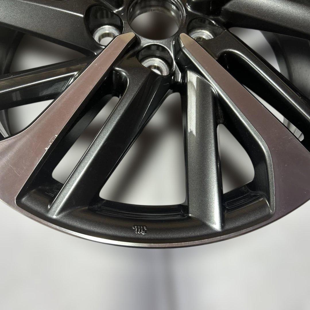 カローラクロス純正　18インチアルミホイール1本