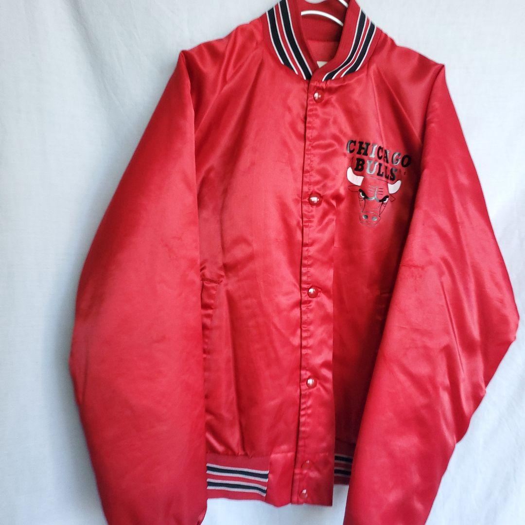 ブルズ BULLS スタジアムジャンパー ジャケット 牛 スタジャン 赤