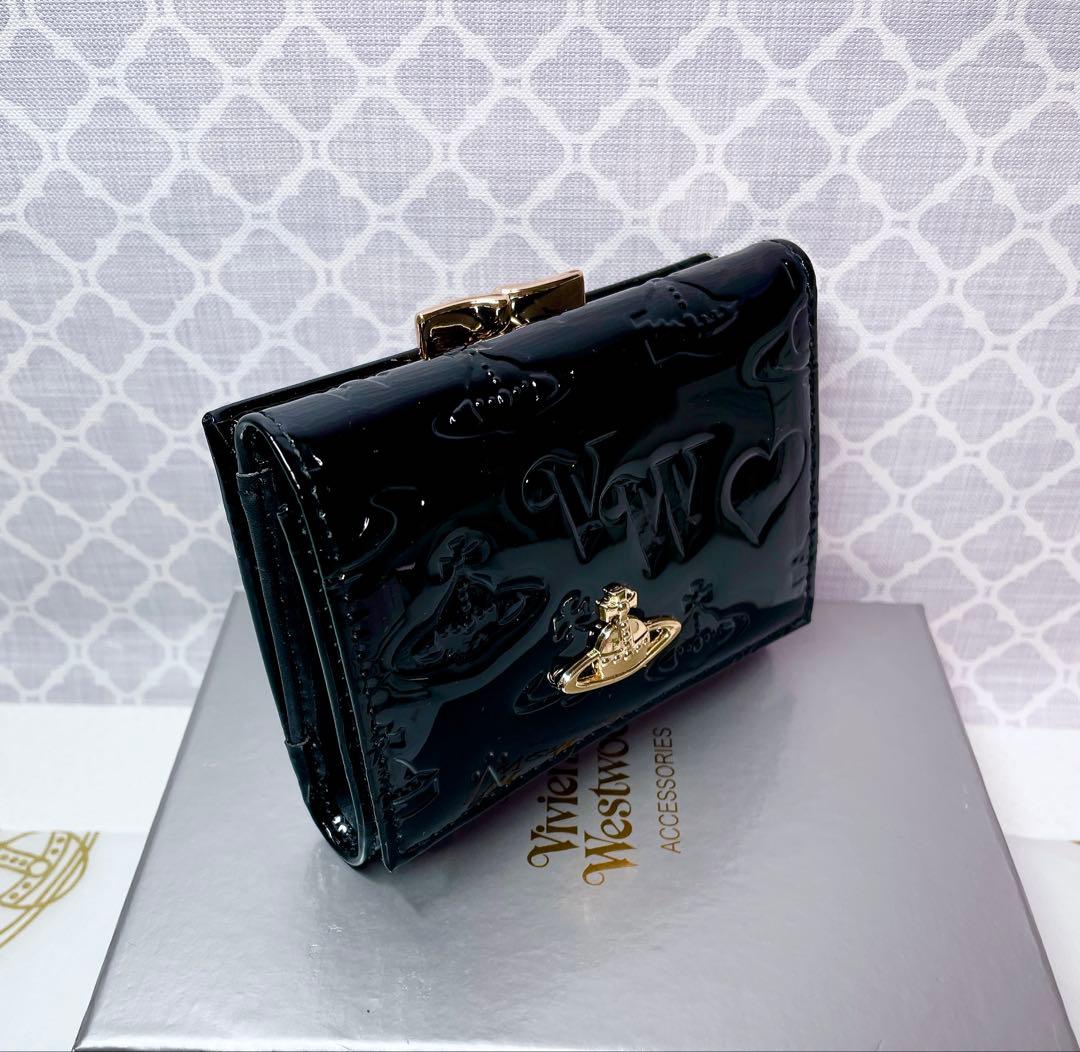 【大人気✨️ショッパー付】新品 Vivienne Westwoodエナメル 黒