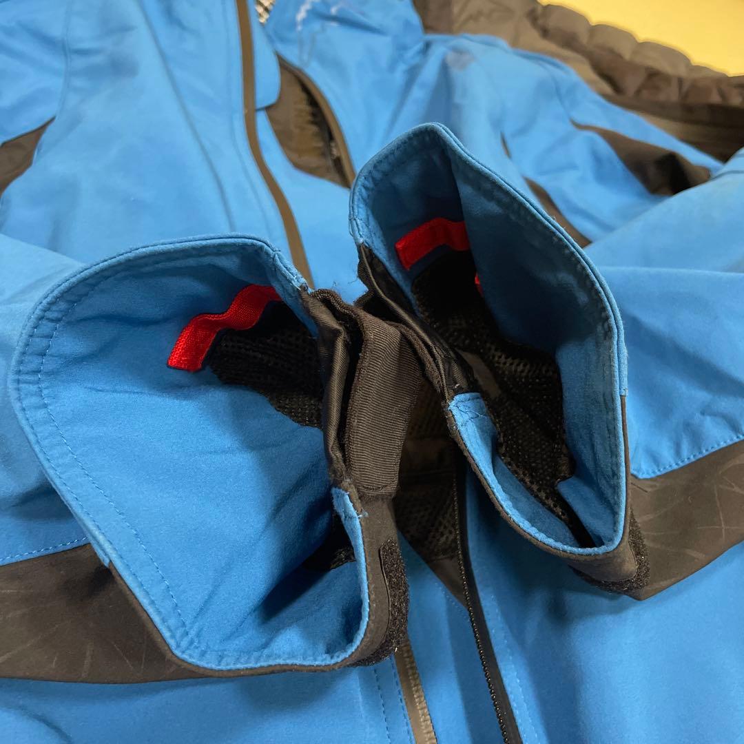 クシタニコラボ、YAMAHA フード付きジャケット 青・黒