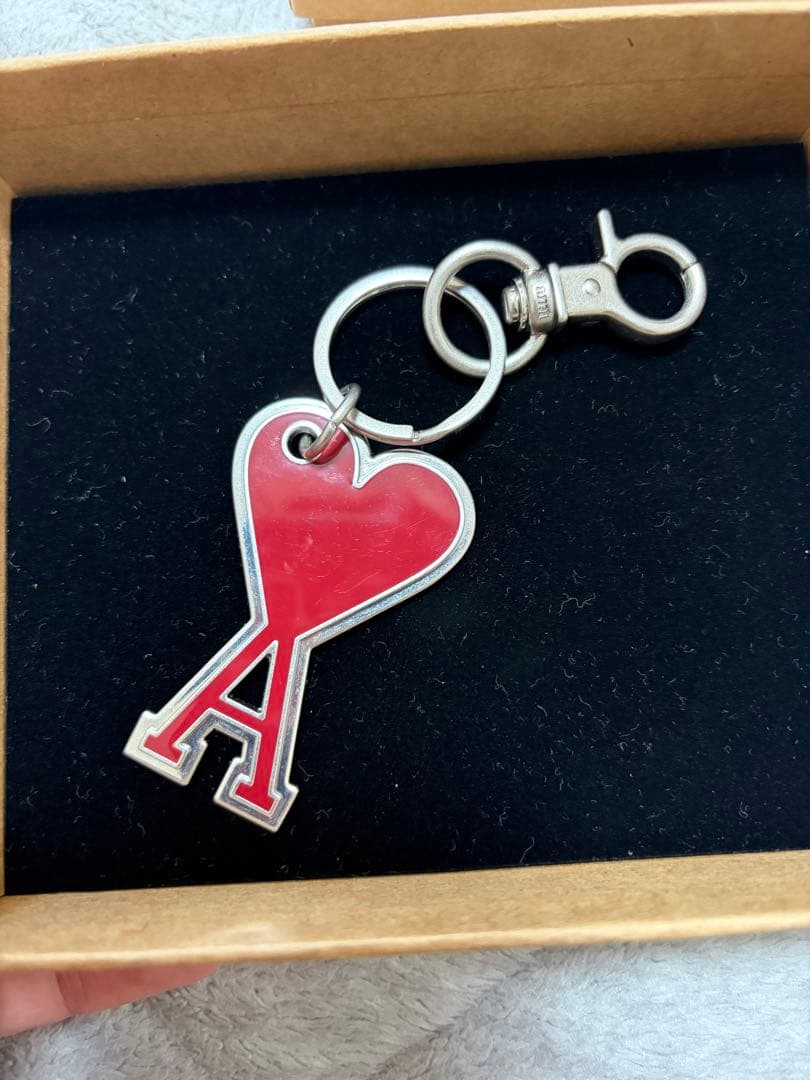 お値下げ中　AMI PARIS アミ ロゴチャーム キーリング