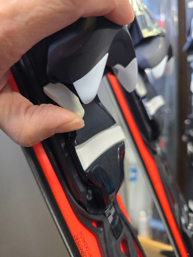 ROSSIGNOL PURSUIT P100 調整ビンディング付き