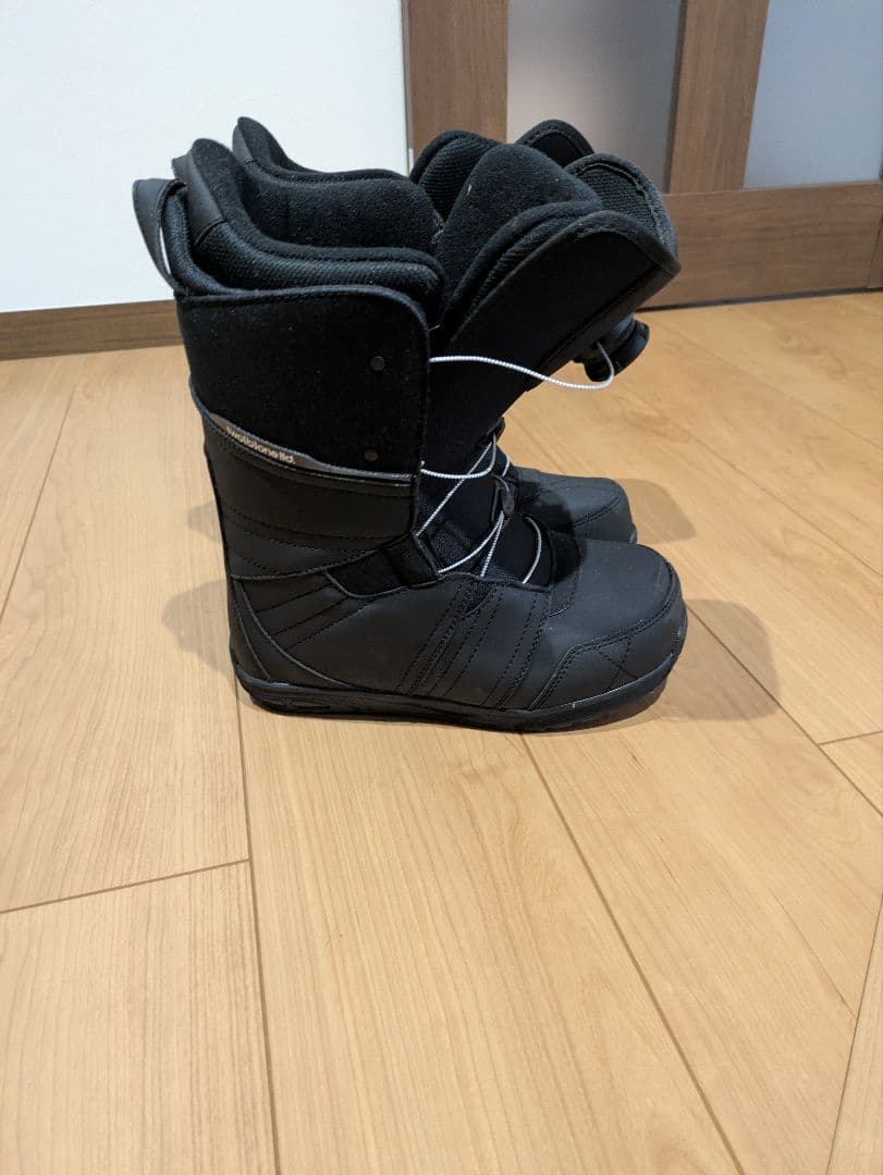 スノボー　ブーツ　レディース　23cm　未使用品