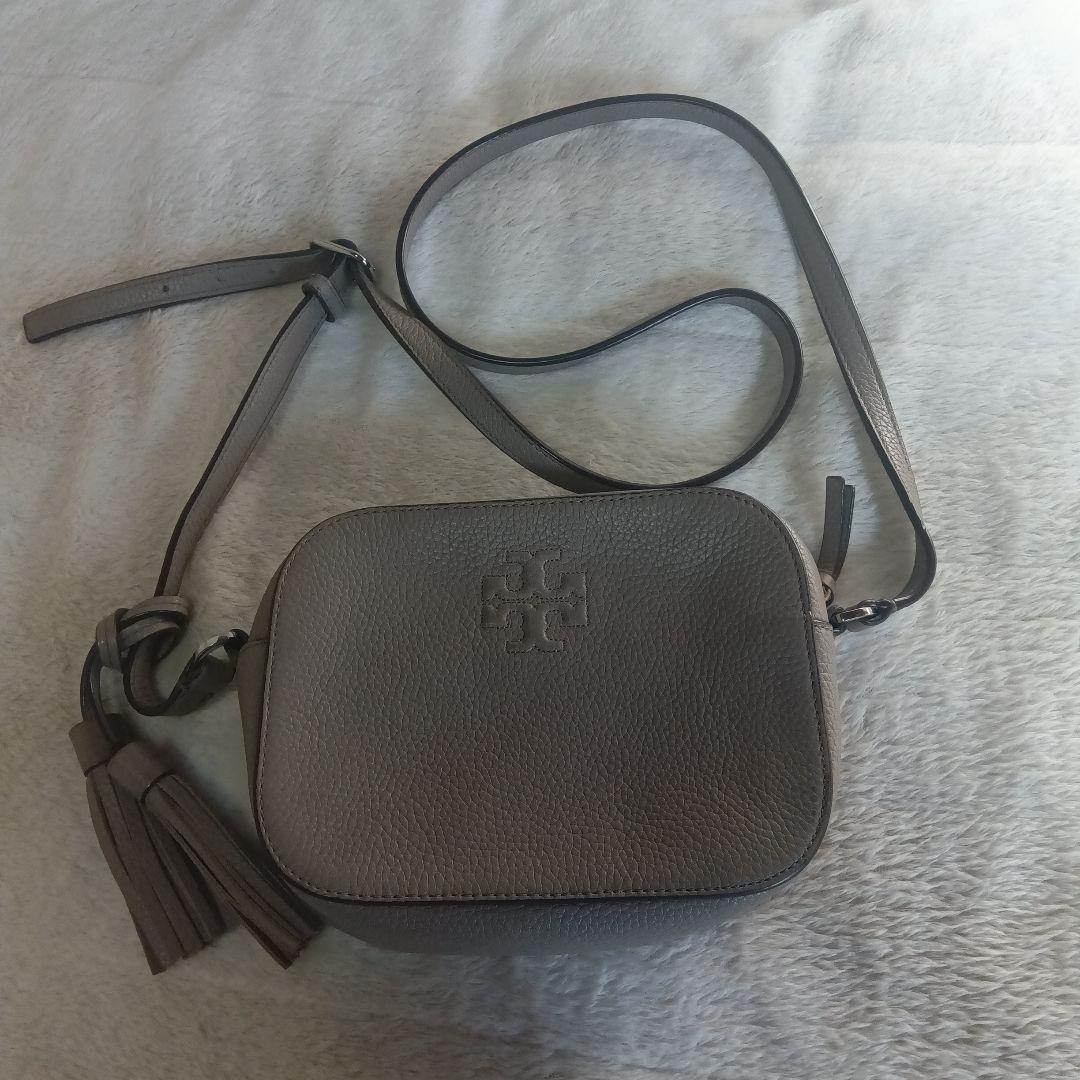 Tory Burch グレー レザー ショルダーバッグ　美品　汚れなし