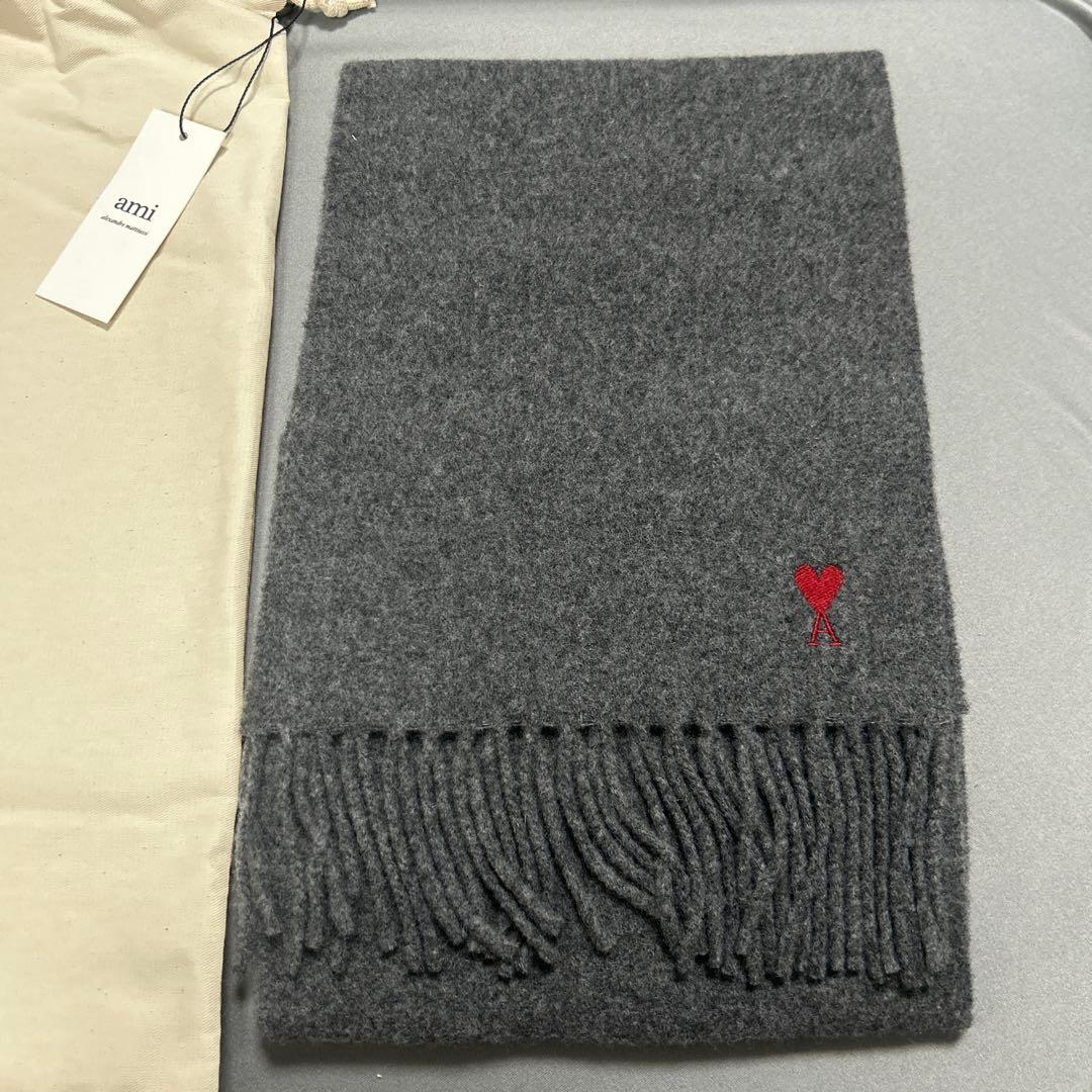 【新品正規品】AMI PARIS アミパリス　ウールマフラー　グレー