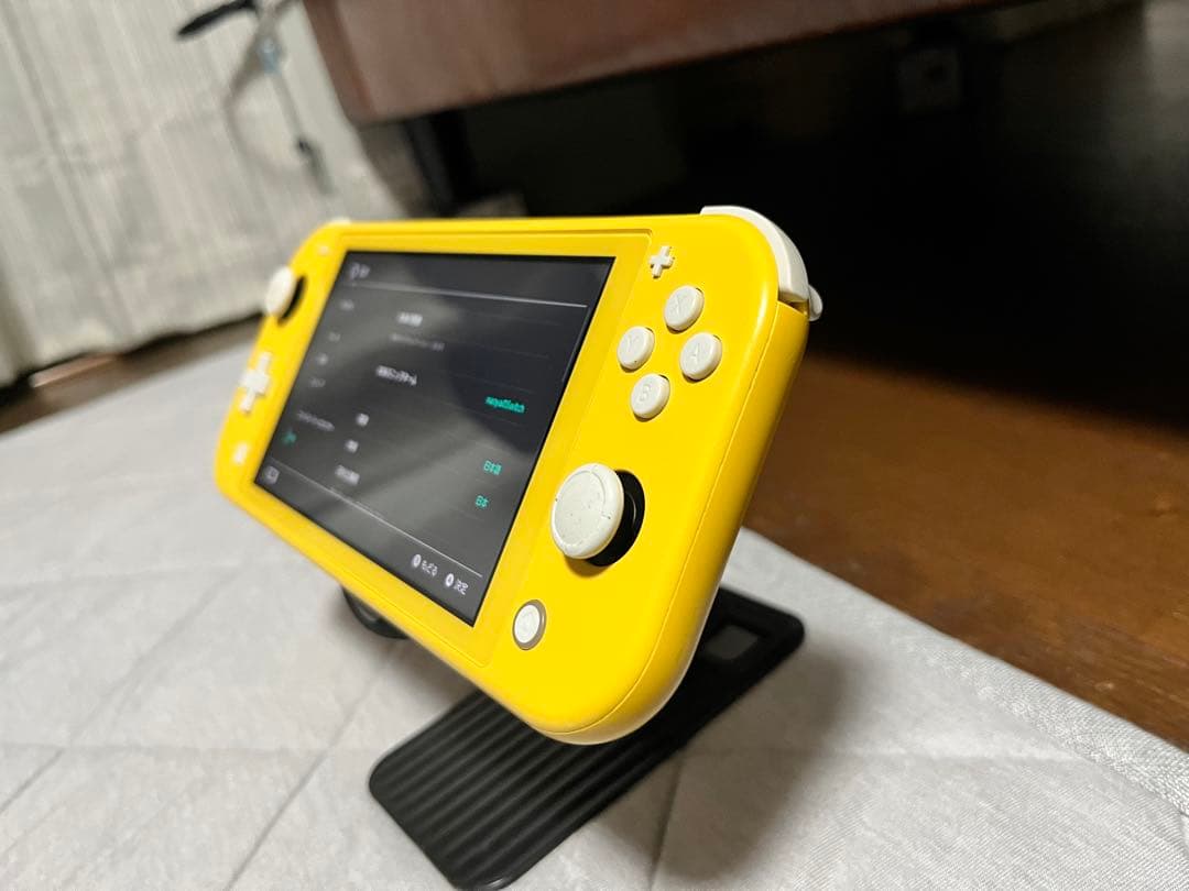 任天堂Switch Lite イエロー　2020年製 ⭐️即購入歓迎⭐️　値下げ不可