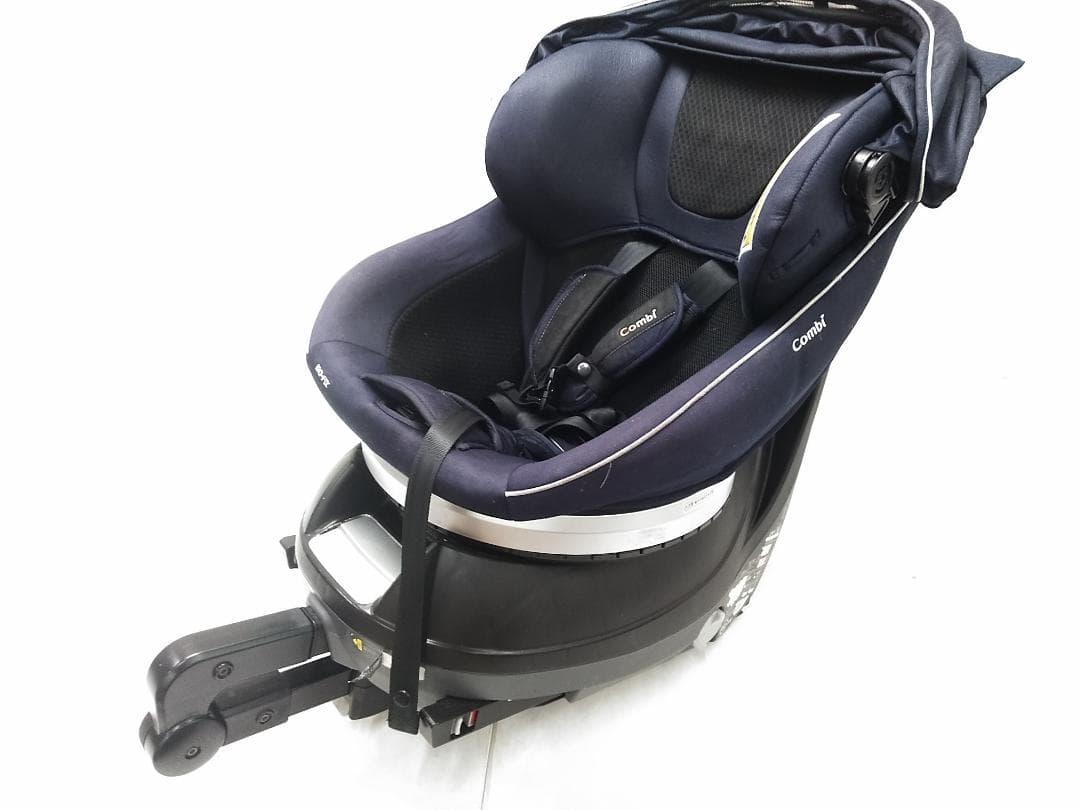 Combi コンビ クルムーヴスマート ISOFIX チャイルドシート○