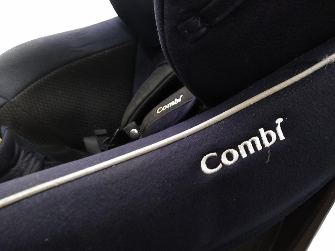 Combi コンビ クルムーヴスマート ISOFIX チャイルドシート○